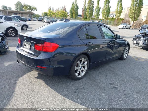2012 BMW 320I