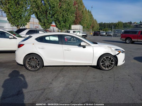 2017 MAZDA 3 GRAND TOURING
