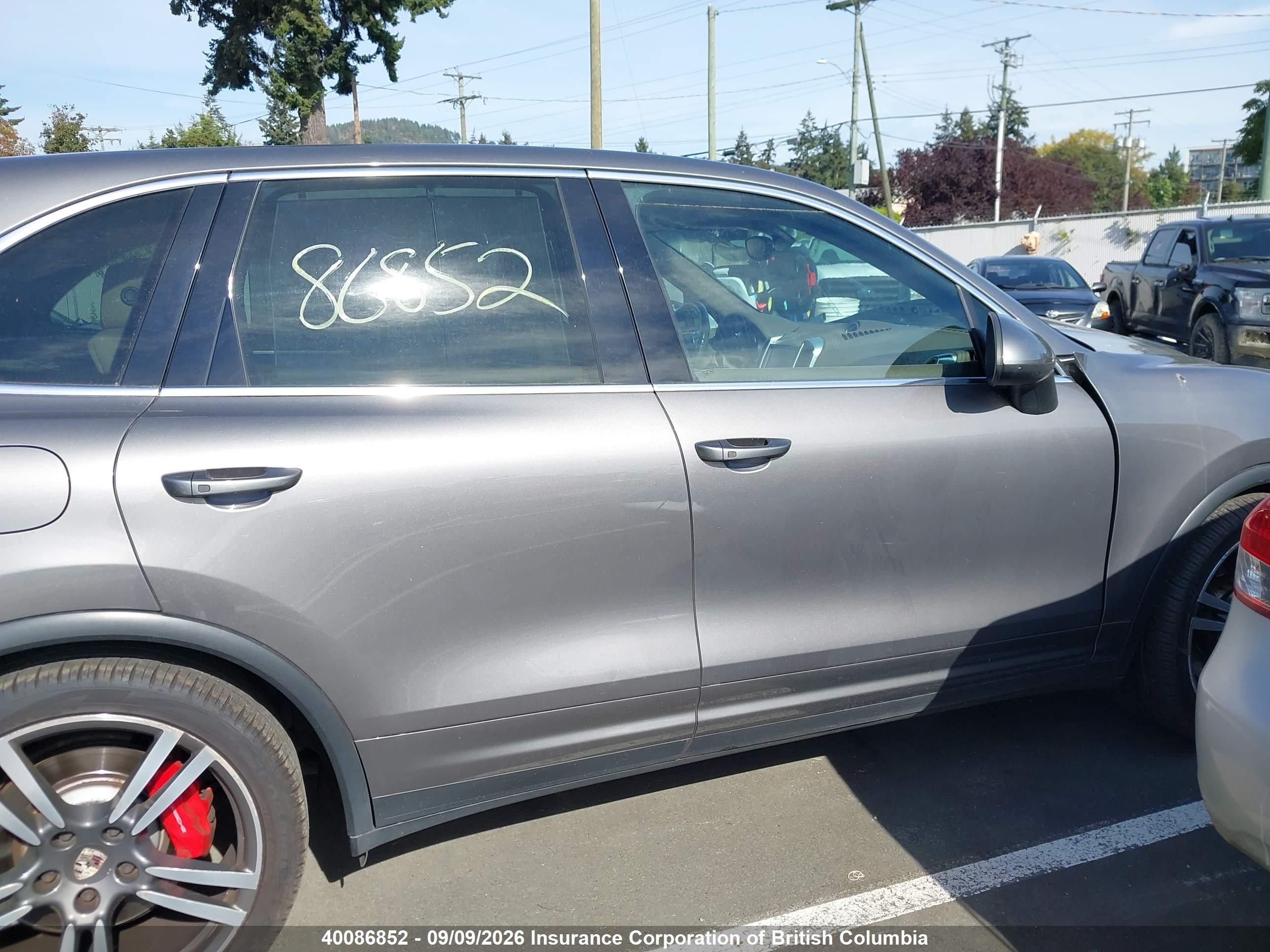 2012 PORSCHE CAYENNE TURBO