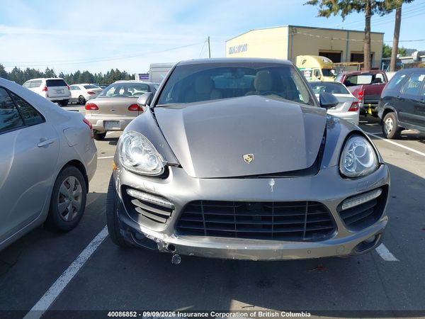 2012 PORSCHE CAYENNE TURBO