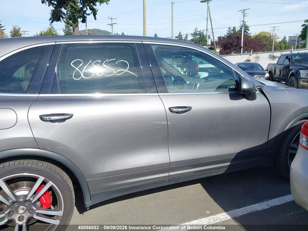 2012 PORSCHE CAYENNE TURBO