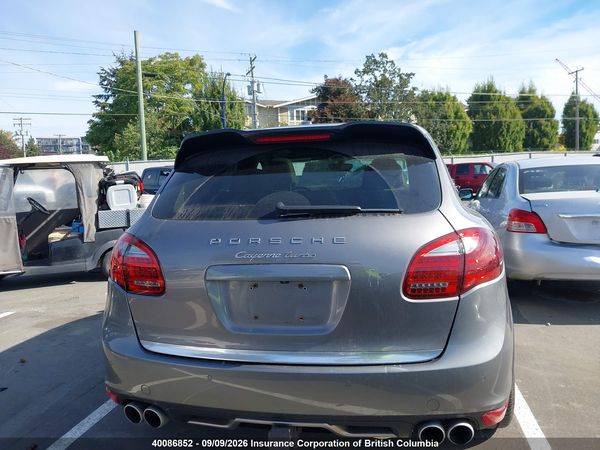 2012 PORSCHE CAYENNE TURBO