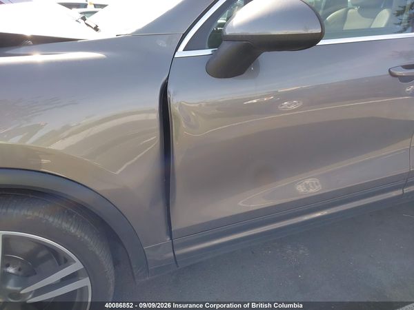 2012 PORSCHE CAYENNE TURBO