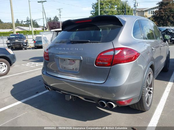 2012 PORSCHE CAYENNE TURBO