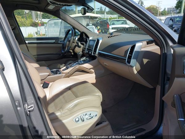 2012 PORSCHE CAYENNE TURBO