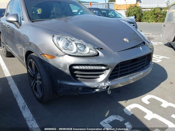 2012 PORSCHE CAYENNE TURBO