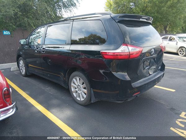 2017 TOYOTA SIENNA XLE 7 PASSENGER