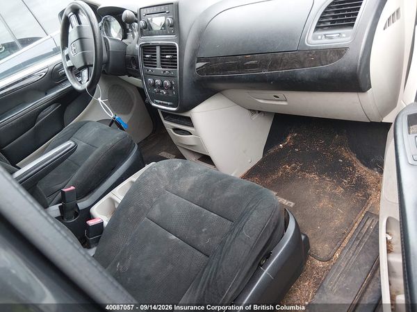 2012 DODGE GRAND CARAVAN SE — I5
