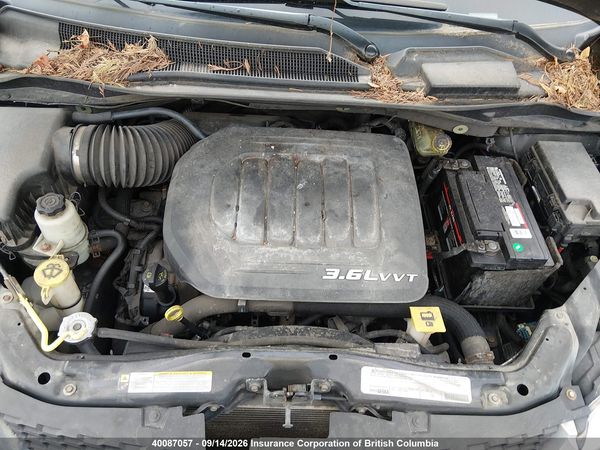 2012 DODGE GRAND CARAVAN SE — I10