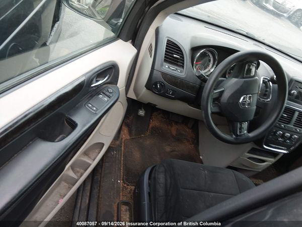 2012 DODGE GRAND CARAVAN SE — I12