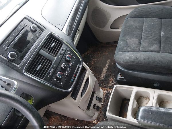 2012 DODGE GRAND CARAVAN SE — I21