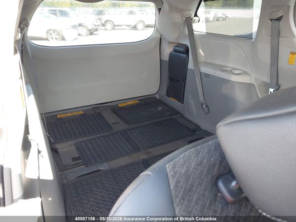 2014 TOYOTA SIENNA SPORT