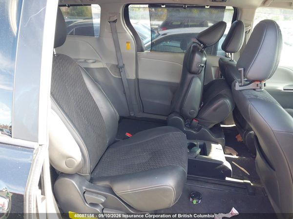2014 TOYOTA SIENNA SPORT