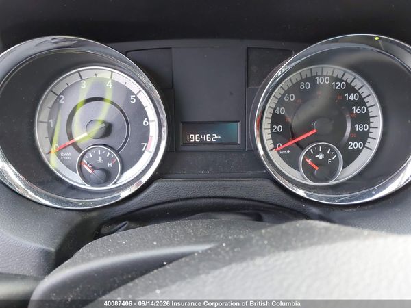 2013 DODGE GRAND CARAVAN SE