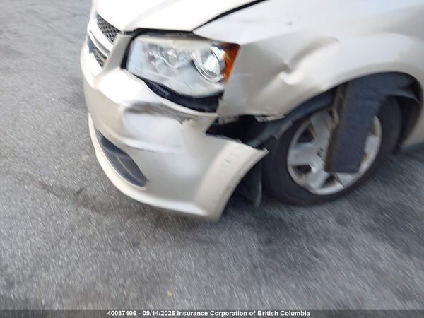 2013 DODGE GRAND CARAVAN SE