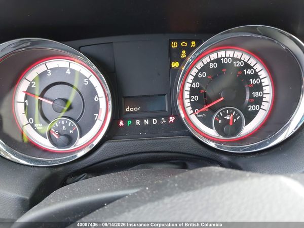 2013 DODGE GRAND CARAVAN SE