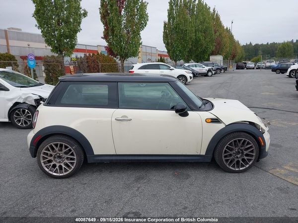 2012 MINI COOPER