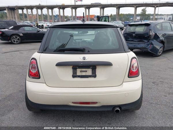 2012 MINI COOPER
