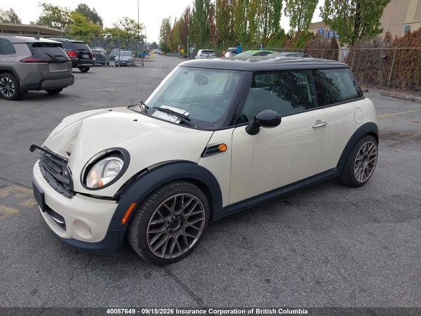 2012 MINI COOPER