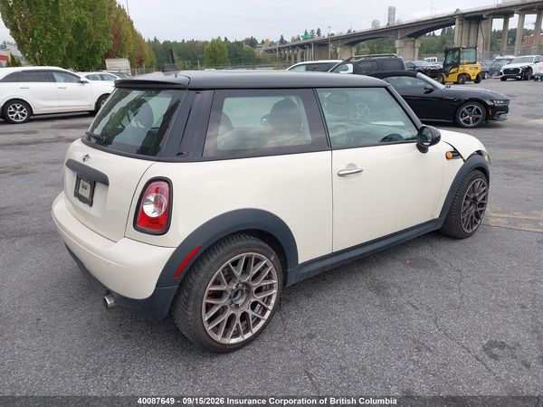 2012 MINI COOPER