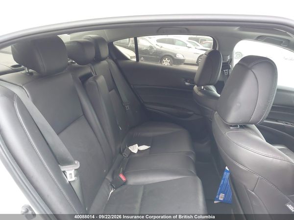 2016 ACURA ILX Premium/Tech — I8
