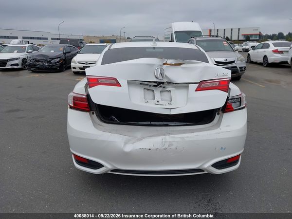 2016 ACURA ILX Premium/Tech — I16