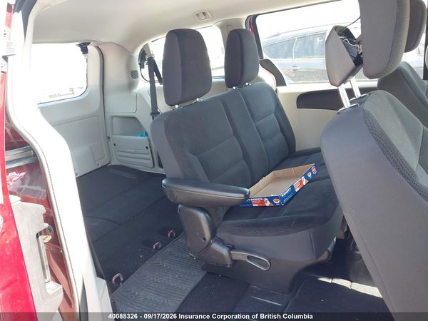 2018 DODGE GRAND CARAVAN SE — I8