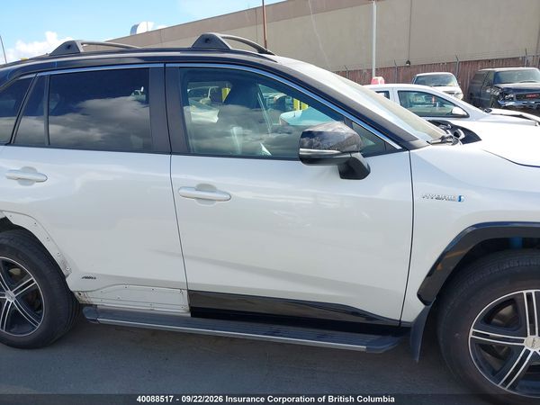 2019 TOYOTA RAV4 — I14