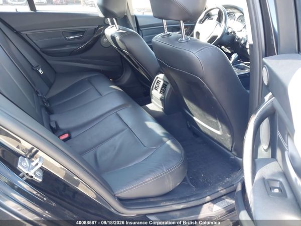 2013 BMW 320I xDrive — I8