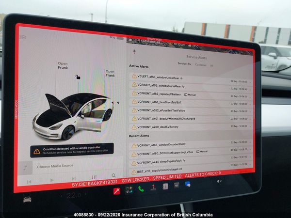 2019 TESLA MODEL 3 — I7