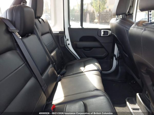 2019 JEEP WRANGLER UNLIMITED SAHARA — I8