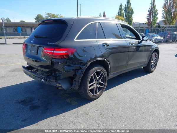 2018 MERCEDES-BENZ GLC 300 4MATIC — I4