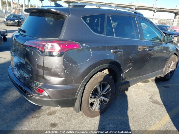 2017 TOYOTA RAV4 XLE — I4