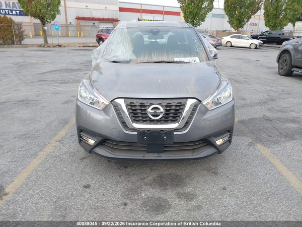 2020 NISSAN KICKS — I12