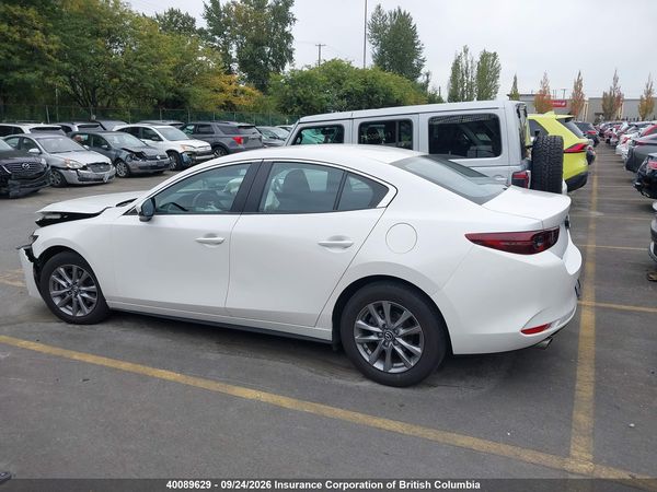 2021 MAZDA 3 PREFERRED — I14