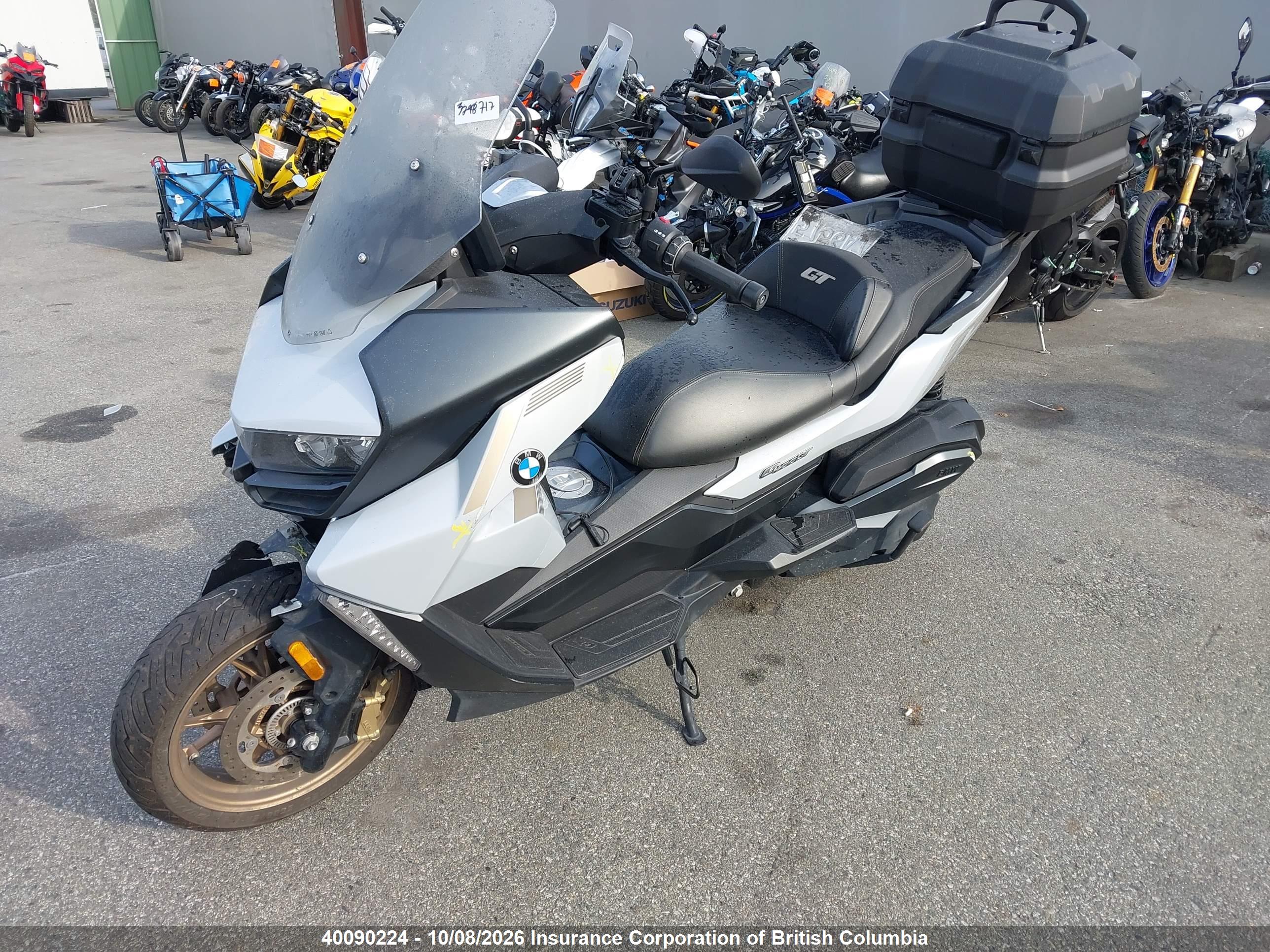 2025 BMW C 400 GT — I2