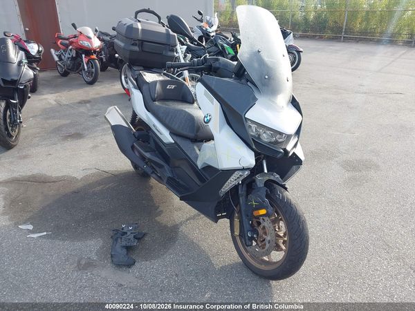 2025 BMW C 400 GT — I1