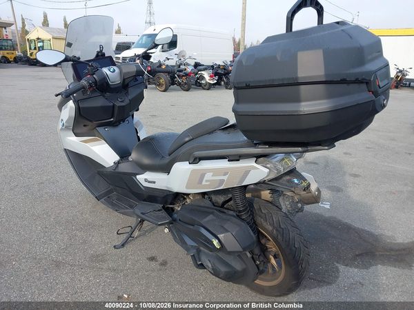 2025 BMW C 400 GT — I3