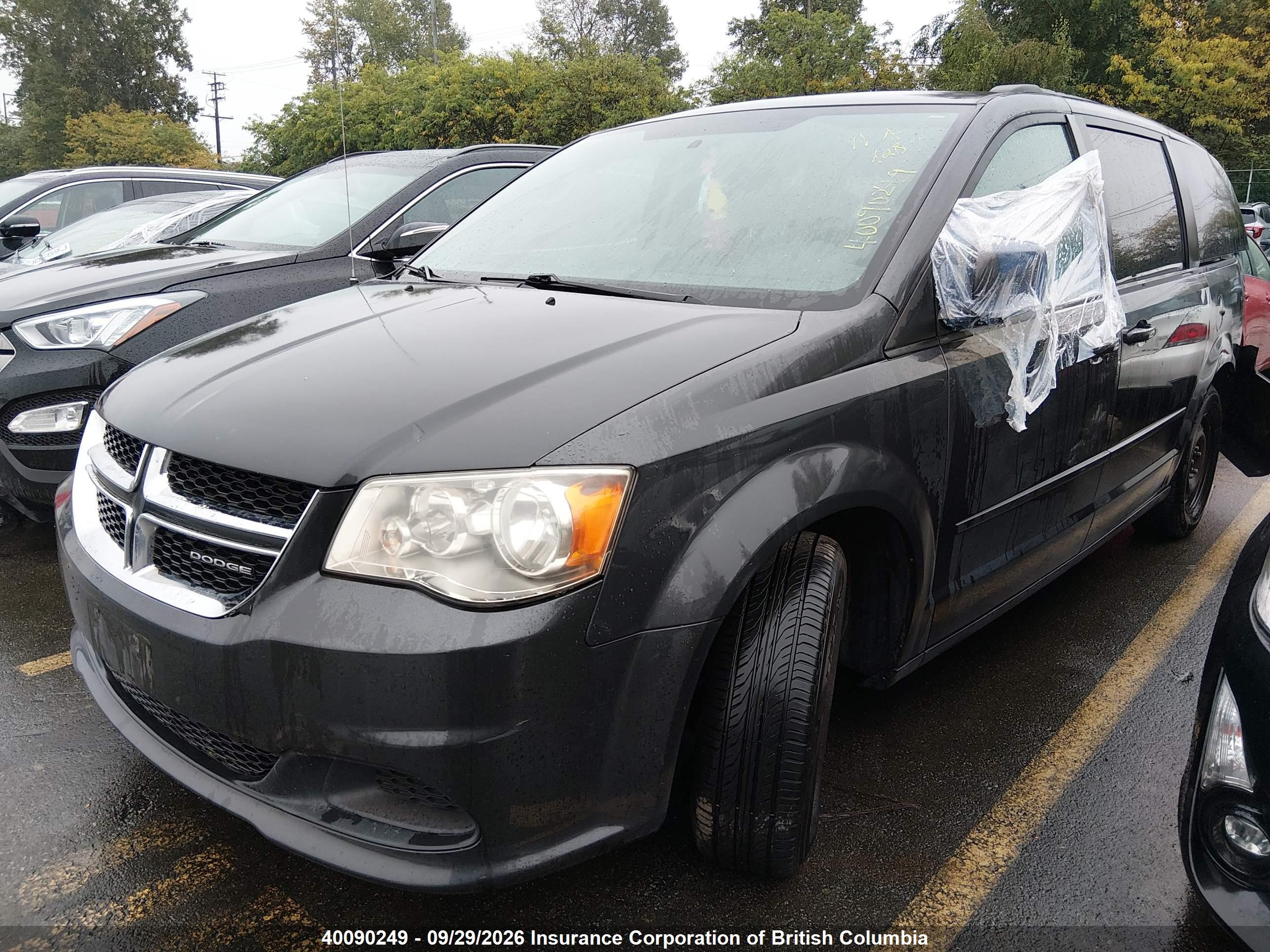 2012 DODGE GRAND CARAVAN SE — I2