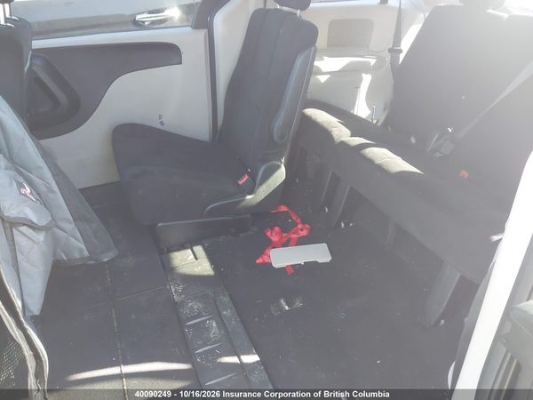 2012 DODGE GRAND CARAVAN SE — I8