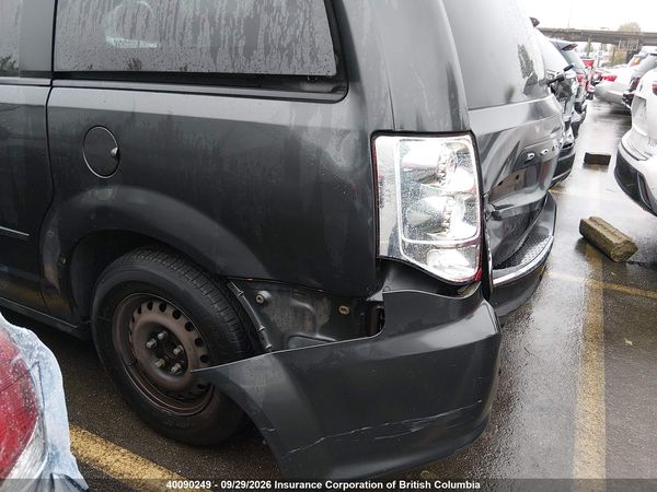 2012 DODGE GRAND CARAVAN SE — I12