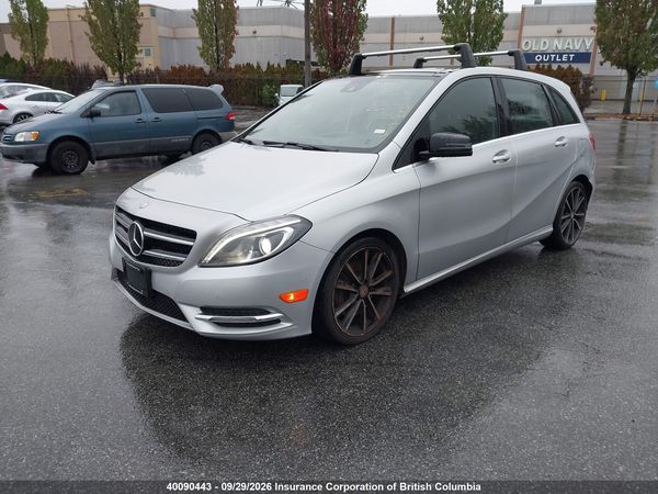 2014 MERCEDES-BENZ B250 — I2