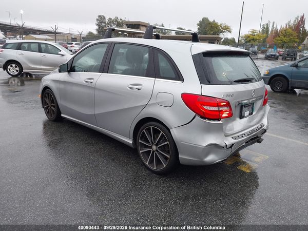 2014 MERCEDES-BENZ B250 — I3