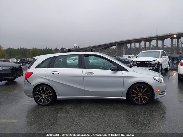 2014 MERCEDES-BENZ B250 — I14