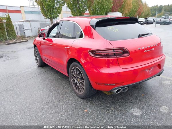 2017 PORSCHE MACAN — I3