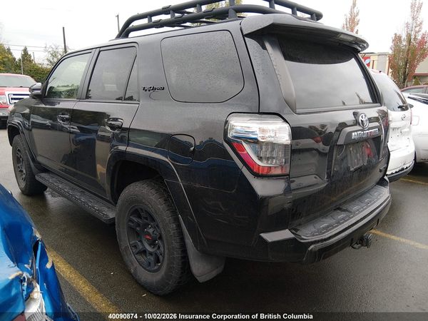 2019 TOYOTA 4RUNNER — I3