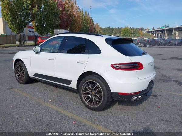 2016 PORSCHE MACAN — I14