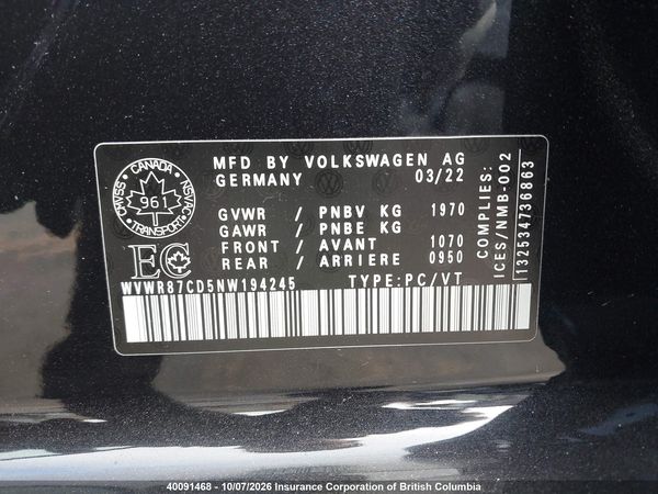 2022 VOLKSWAGEN GTI SE w/Black Wheel Pkg. — I9