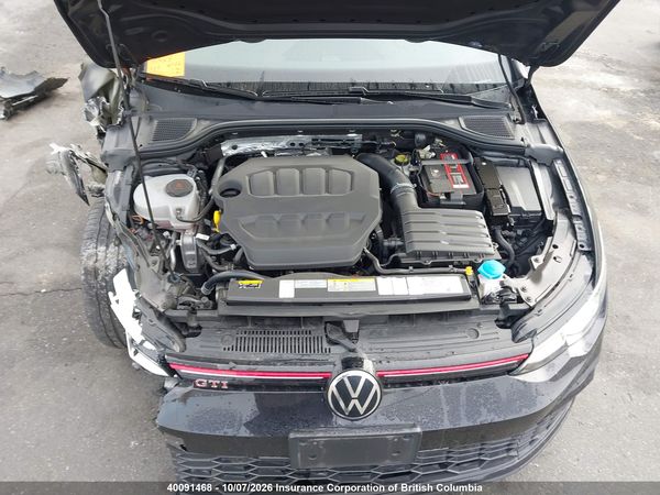2022 VOLKSWAGEN GTI SE w/Black Wheel Pkg. — I10