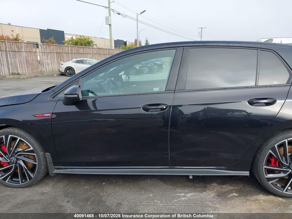 2022 VOLKSWAGEN GTI SE w/Black Wheel Pkg. — I15
